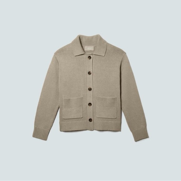 EVERLANE | COTTON CHORE SWEATER JACKET IN TRENCH COAT KHAKI MEDIUM - Picture 5 of 11